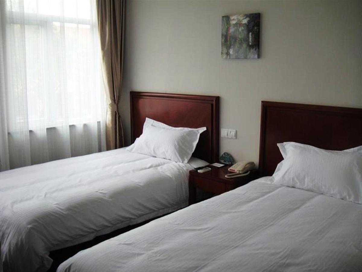 Greentree Inn Shanghai Huangxing Park Subway Station Express Hotel Екстериор снимка