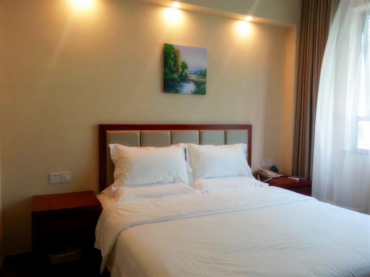 Greentree Inn Shanghai Huangxing Park Subway Station Express Hotel Екстериор снимка